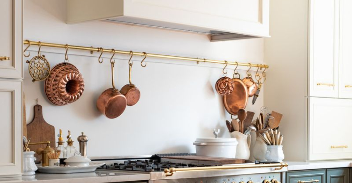 Top Vintage Treasures Every Indiana Collector Wants Right Now - Decor Hint