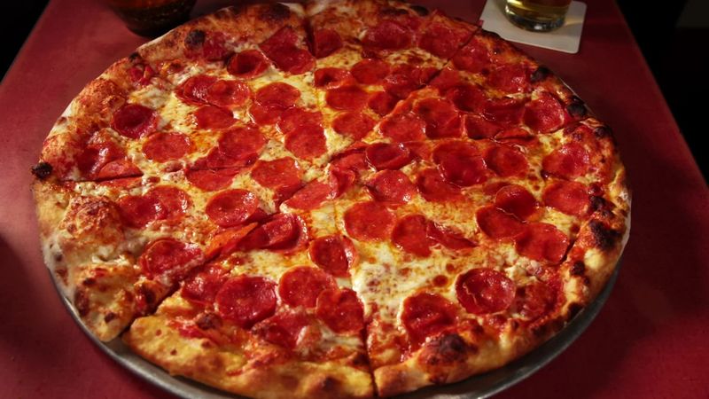 Boston Restaurants That Feel Like Family Gatherings - Decor Hint Regina Pizzeria