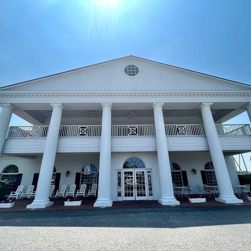 14 Must Try Kentucky Restaurants Where The Views Are As Good As The Food - Decor Hint Claudia Sanders Dinner House
