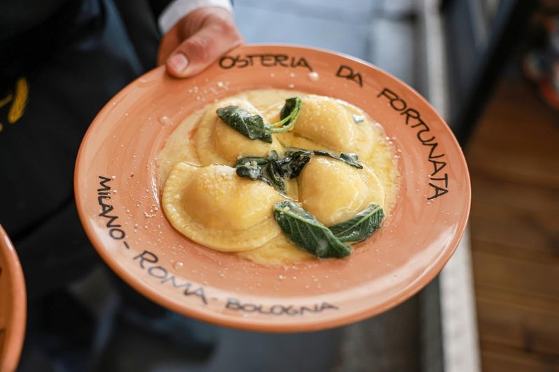 Massachusetts Italian Restaurants That Fly Under The Radar - Decor Hint Osteria Fortunata