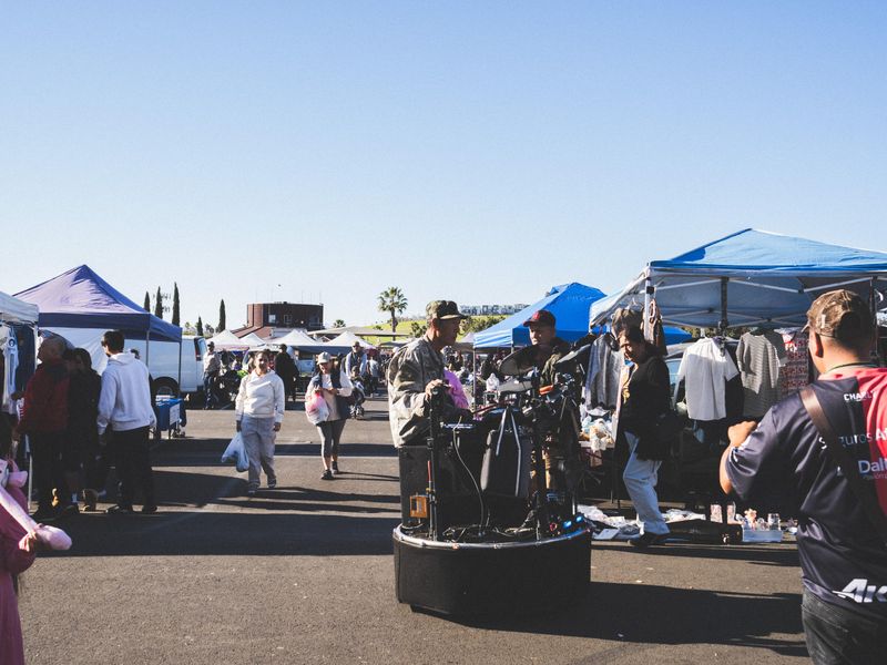 Northern California's Best Flea Markets For Rare Finds And Vintage Charm - Decor Hint Capitol Flea Market