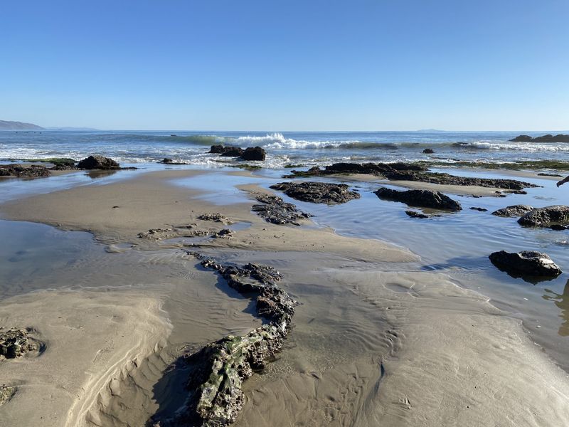 10 Hidden Coastal California Towns Where You Can Still Escape The Crowds - Decor Hint Carpinteria