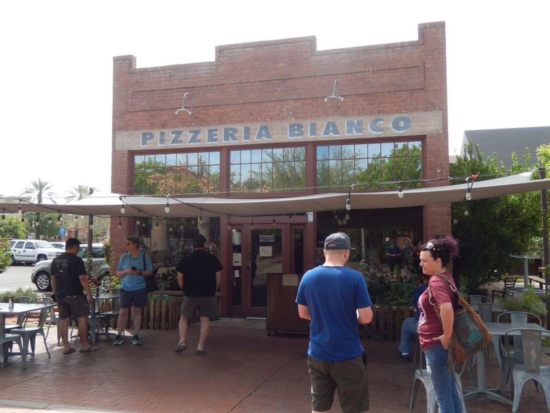 10 Little-Known Italian Restaurants In Arizona That Deserve A Spot On Your Must-Try List - Decor Hint Pizzeria Bianco – Phoenix