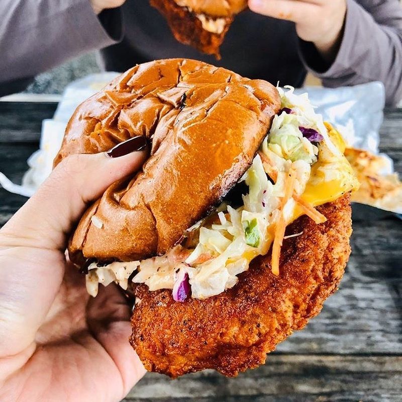 10 Houston Hot Chicken Sandwiches You Have To Try - Decor Hint Sticky's Chicken