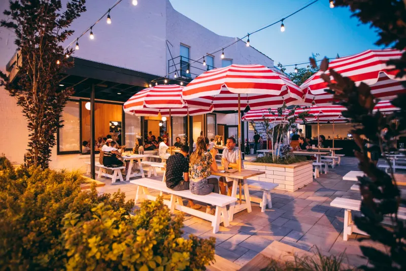 12 Illinois Restaurants Proving Fried Chicken Is Still King - Decor Hint Parson's Chicken & Fish