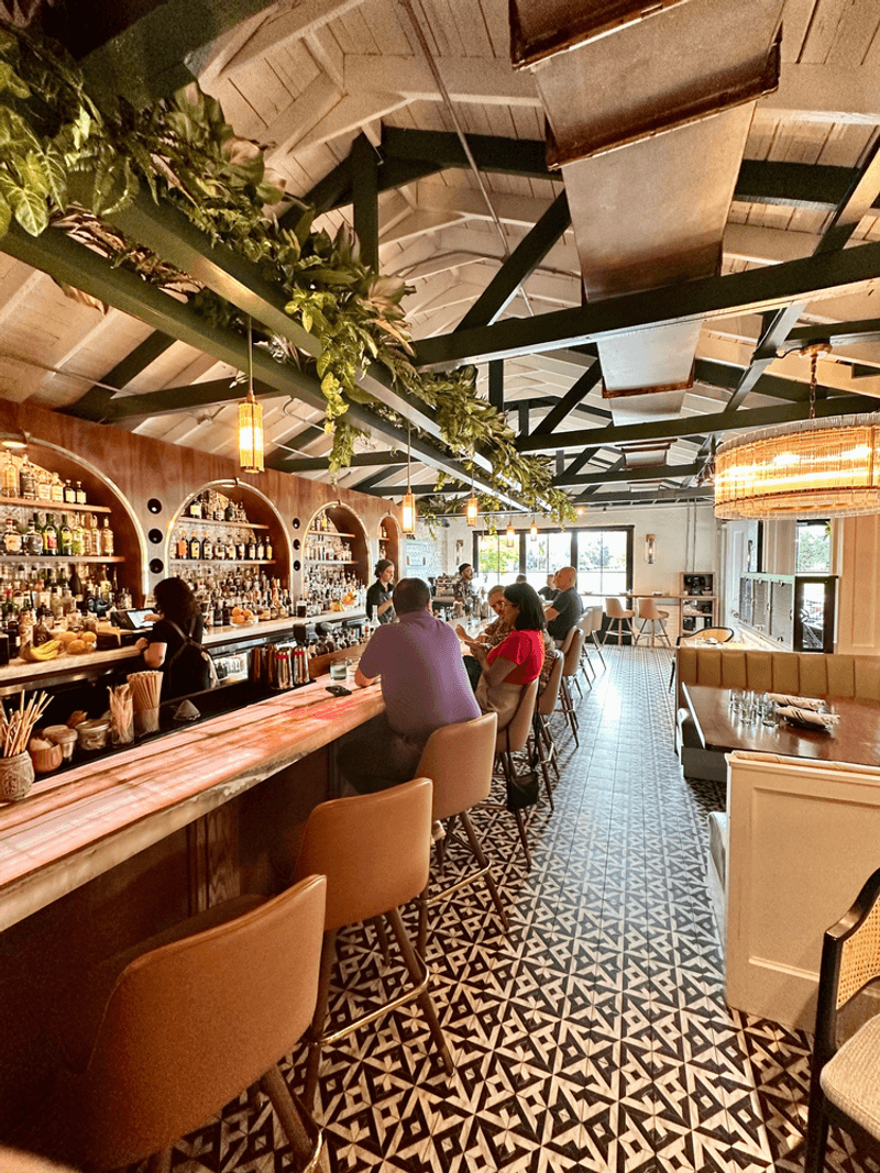 17 Florida Restaurants Where Flavor's High And Prices Are Low - Decor Hint Otto's High Dive, Orlando