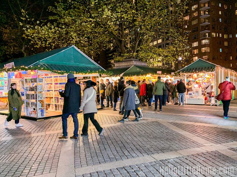 14 New York Craft Fairs Every Maker Should Visit At Least Once - Decor Hint Columbus Circle Holiday Market - Manhattan
