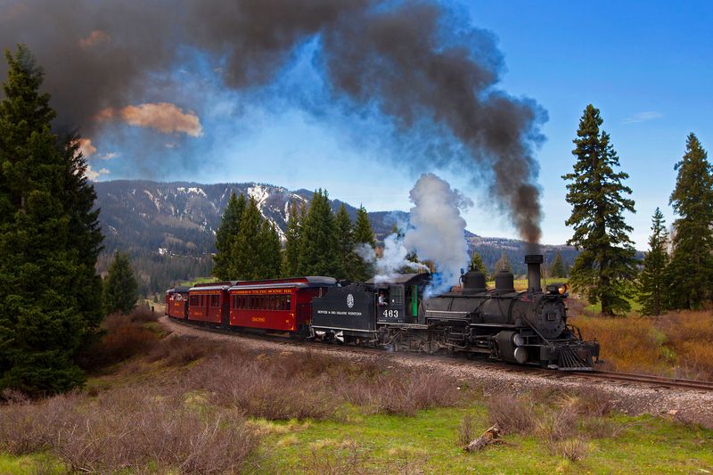 Top U.S. Trains For Stargazing Trips Across California, Utah, And More - Decor Hint Cumbres & Toltec Scenic Railroad, Colorado / New Mexico