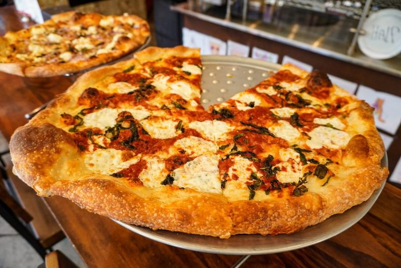 14 Washington Pizza Joints Worth Every Mile For Fresh Flavor - Decor Hint Brooklyn Bros. Pizzeria - Everett