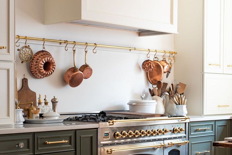 Top Vintage Treasures Every Indiana Collector Wants Right Now - Decor Hint Wall-Mounted Pot Racks