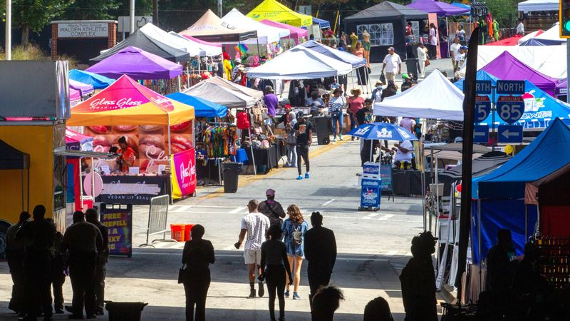Atlanta Festivals That Prove Fall Is The Best Time To Be Outside - Decor Hint East Atlanta Strut