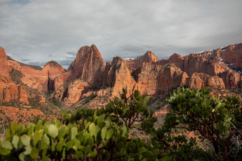 15 Ways To Experience The Magic Of Zion National Park Without The Crowds - Decor Hint Explore The Kolob Canyons Section