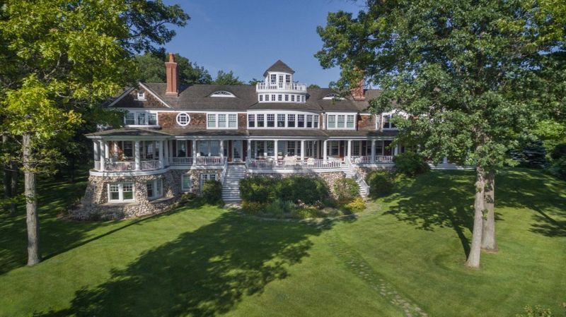 Macatawa Lakefront Dutch Colonial