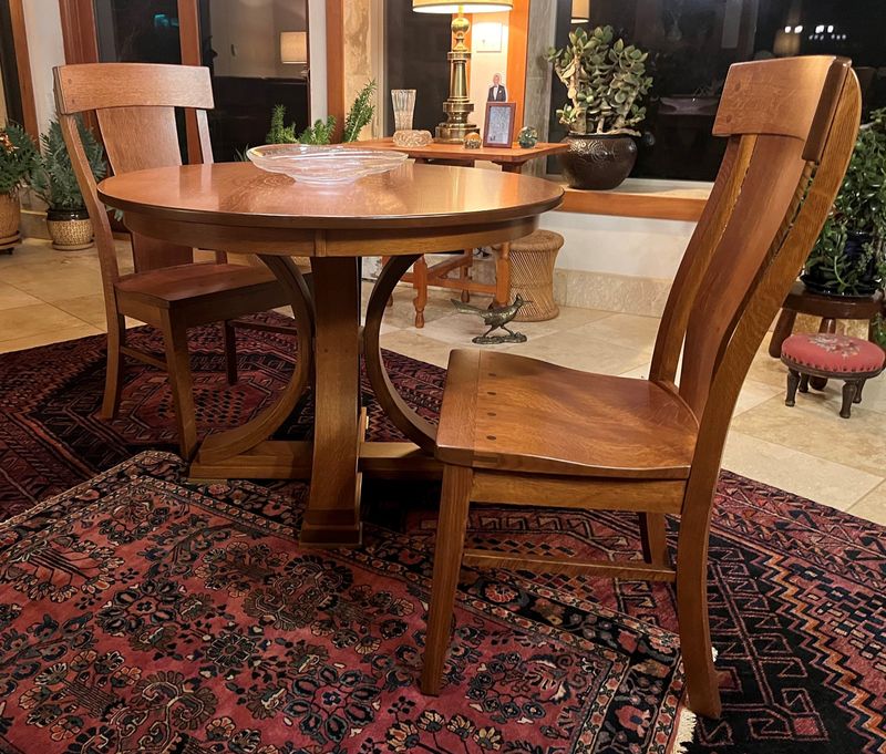 Pedestal Dining Tables