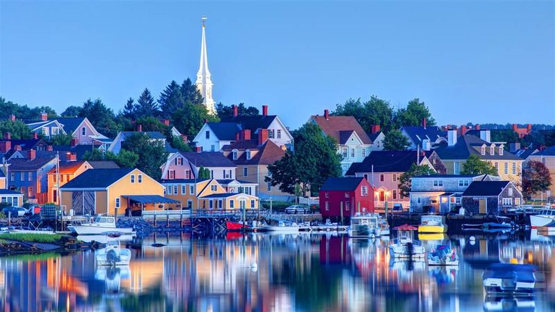 Portsmouth's Coastal Colors