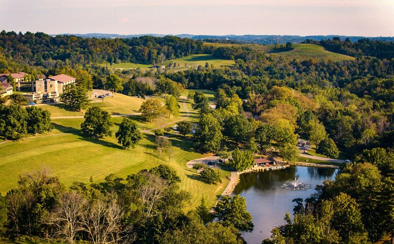17 Scenic West Virginia Lakes You'll Fall In Love With - Decor Hint Oglebay Lake