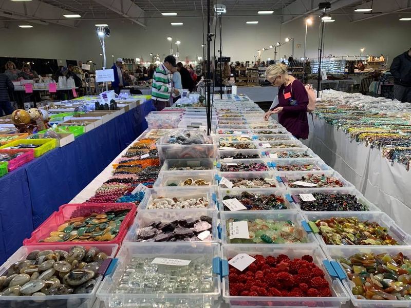 People Drive From All Over Pennsylvania To These Craft Fairs For One-Of-A-Kind Finds - Decor Hint Pittsburgh Bead Mercantile Show