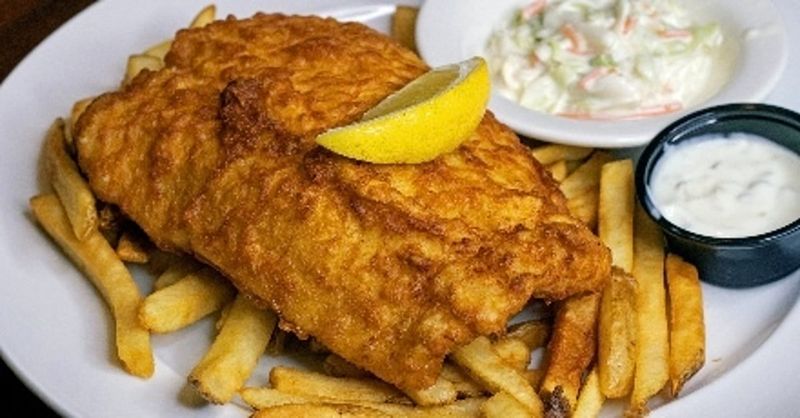 15 Beloved Ohio Fish Fry Restaurants Locals Can't Wait To Visit Each Year - Decor Hint Barnsider Smokehouse