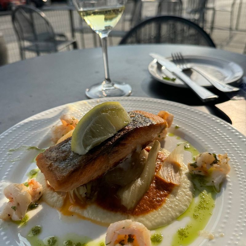 13 Alaska Buffets That Are Truly Worth Trying - Decor Hint Lavelle's Bistro Sunday Seafood Spread