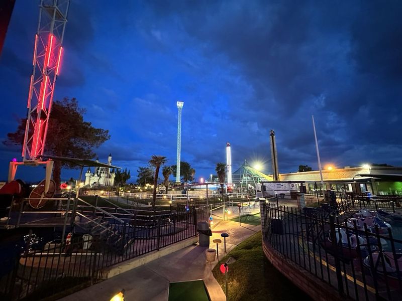 14 Deserted Nevada Amusement Parks That Nature Is Taking Back - Decor Hint Scandia Family Fun Center - Las Vegas