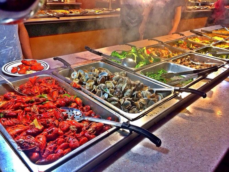 Florida's Must-Try All-You-Can-Eat Buffet That Locals Love - Decor Hint Crazy Buffet - Orlando