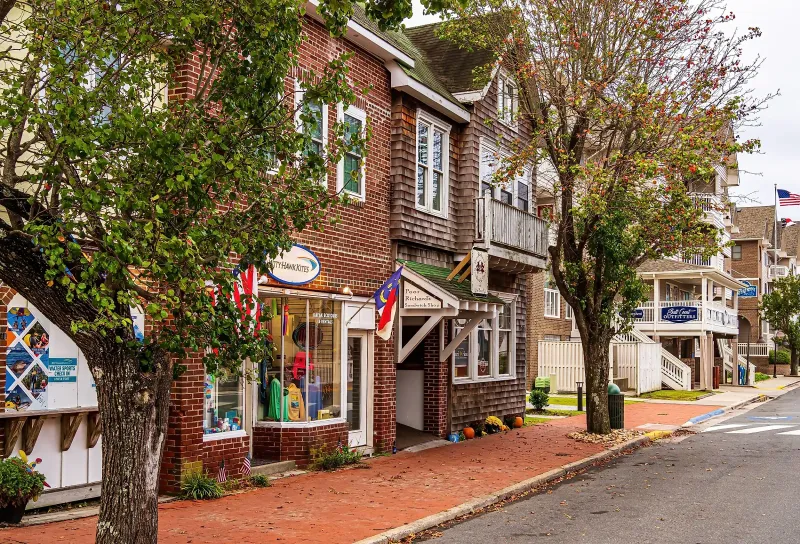 The North Carolina Diner Serving A Fried Bologna Sandwich Worth The Trip - Decor Hint Day Trips & Nearby Stops Along The Journey