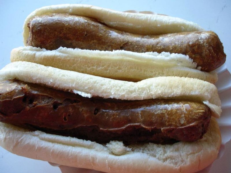 The New Jersey Hot Dog Spot Locals Say Defines The State - Decor Hint Media Spotlights And Food Network Fame