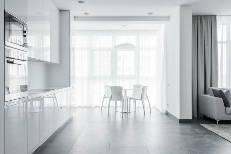 28 Secrets Of People Who Always Have A Stylish, Put-Together Home - Decor Hint They Incorporate Natural Light