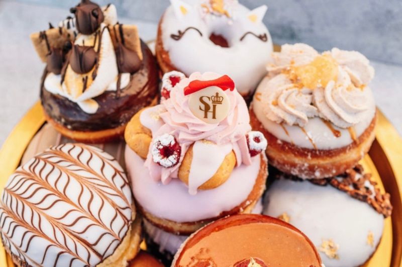 12 Nevada Cider-Donut Shops Bringing Autumn Vibes To The Desert - Decor Hint Saint Honoré Doughnuts & Beignets