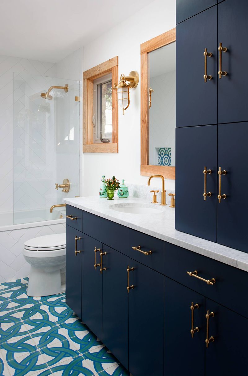 Texas Homes Are Bringing Back These 12 'Outdated' Design Trends - Decor Hint Brass Fixtures And Hardware