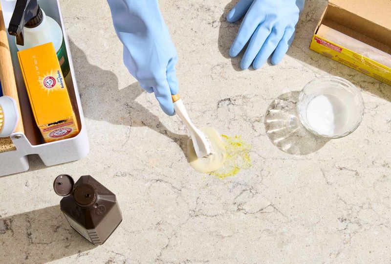 The Right Way To Erase Countertop Stains By New Jersey Homeowners - Without Damaging The Surface - Decor Hint Laminate, Tile & Grout