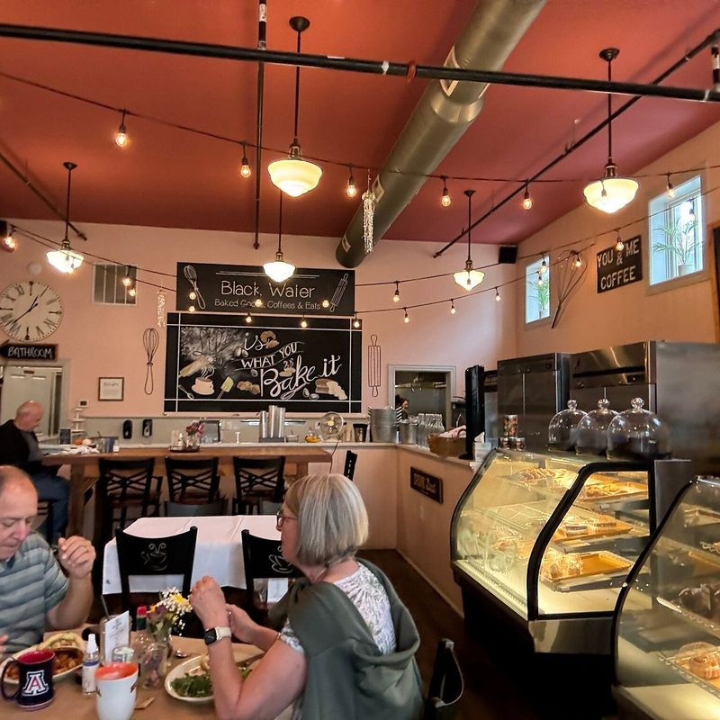 12 Maryland Small-Town Restaurants Overflowing With Charm - Decor Hint Blackwater Bakery