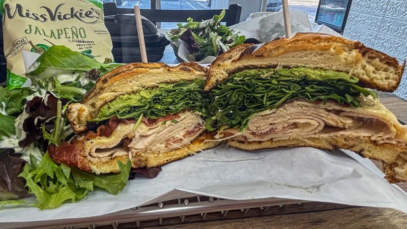 Locals Love These California Sandwich Shops You’ll Never See In Ads - Decor Hint Don Daisy's, Glendale