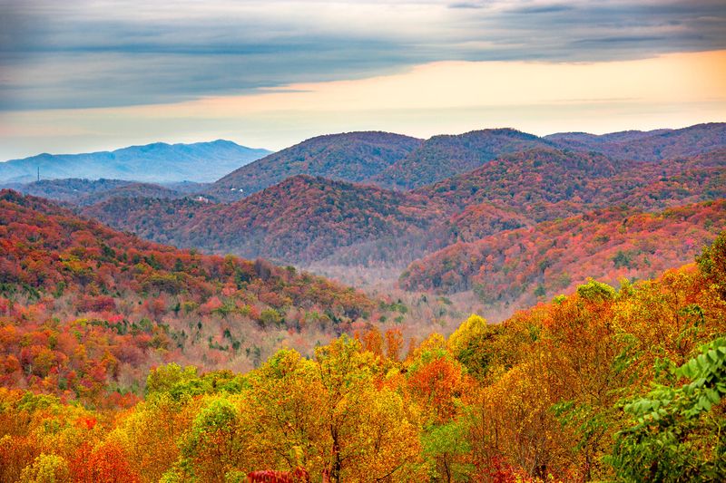Ditch The Hotel - Take Your RV To The Most Stunning National Parks In California And Beyond - Decor Hint Great Smoky Mountains National Park, North Carolina & Tennessee
