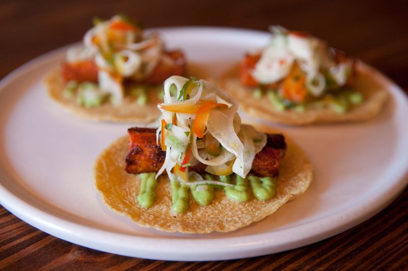 19 New York Mexican Restaurants Bringing Authentic Salsa And Serious Heat - Decor Hint El Vez