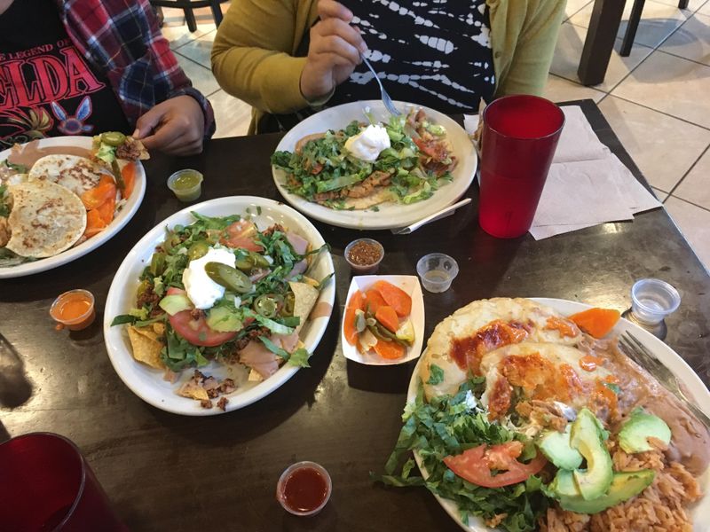 13 Oregon Mexican Restaurants Known For Bold, Authentic Salsa Creations - Decor Hint Los Gorditos
