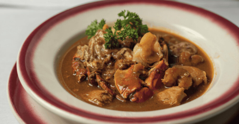 10 Louisiana Soul Food Spots That Keep Grandmas Gumbo Tradition Alive - Decor Hint