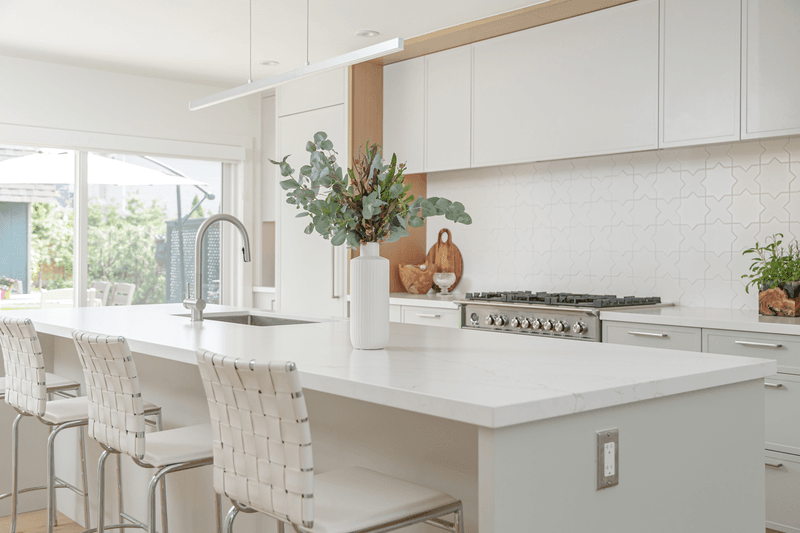 10 Outdated California Home Trends To Let Go And 3 That Never Fit The State - Decor Hint All-White Kitchens