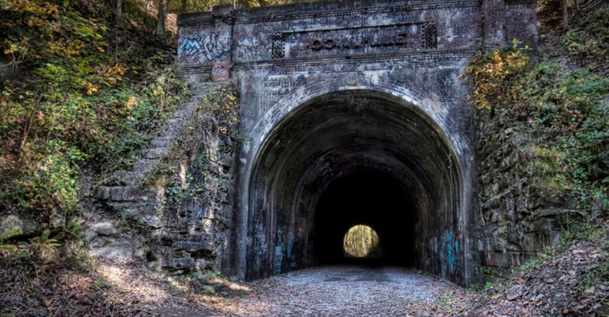 11 Haunted Ohio Roads That Make Winter Driving Extra Spooky - Decor Hint