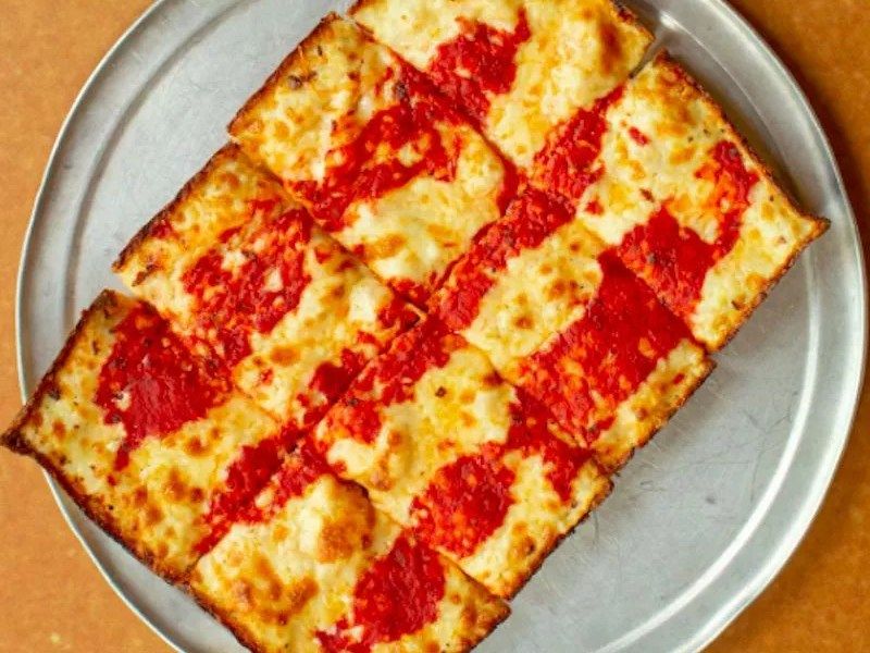 11 Michigan Restaurants Locals Love But Most People Miss - Decor Hint Loui's Pizza, Hazel Park