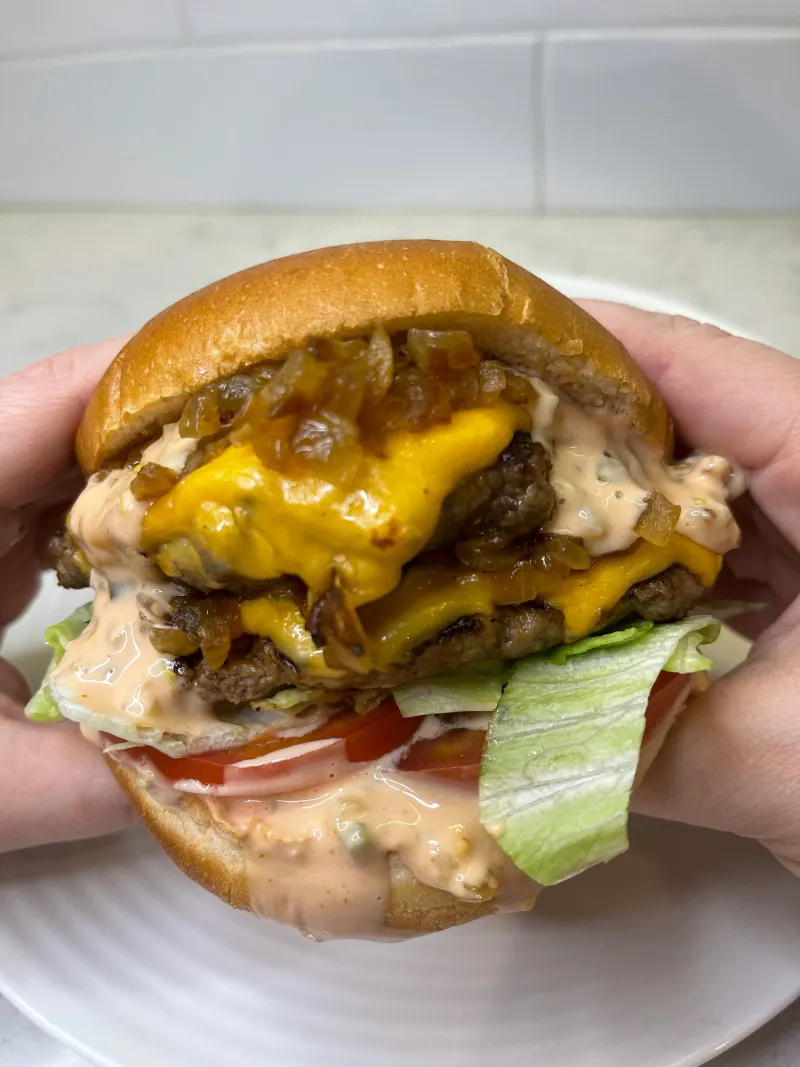 12 Delaware In-N-Out Secret Menu Items That Only True Fans Know Exist - Decor Hint Animal Style Burger