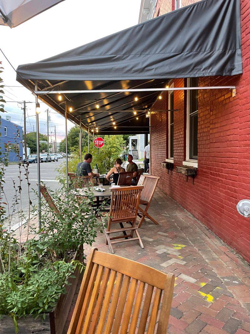 12 Virginia Tenderloin Shops Putting Local Comfort Food Back In The Spotlight - Decor Hint Metzger Bar and Butchery – Church Hill