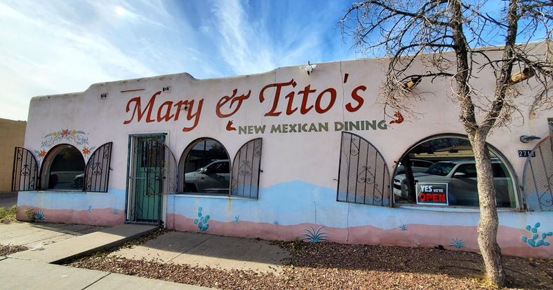 15 Hidden New Mexico Cafés That Feel Like Stepping Into Grandma's Kitchen - Decor Hint Mary & Tito's Cafe