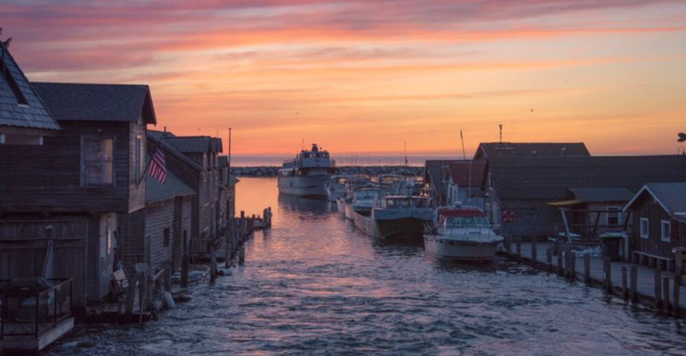 15 Michigan Lake Towns Overrun By Visitors Locals Say - Decor Hint