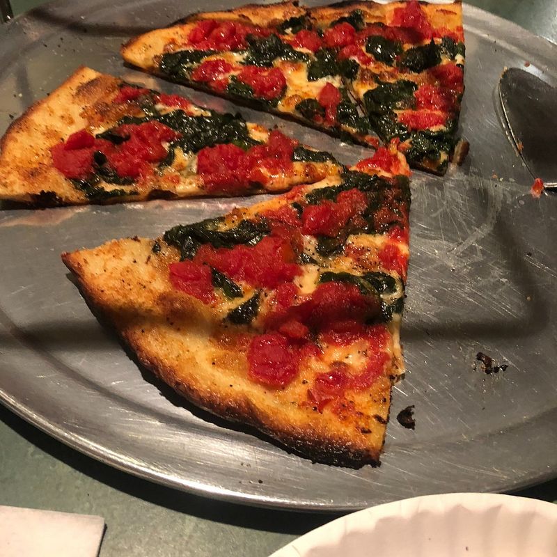 16 Pennsylvania Pizzerias Famous For Their Timeless Old-School Flavor - Decor Hint Tacconelli's Pizzeria