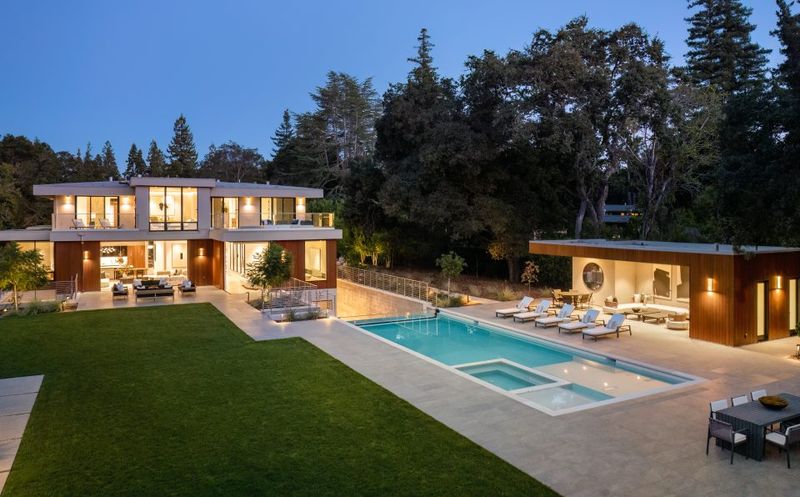 18 California Neighborhoods In 2025 Poised To Be The Most Expensive To Buy A Home - Decor Hint Atherton