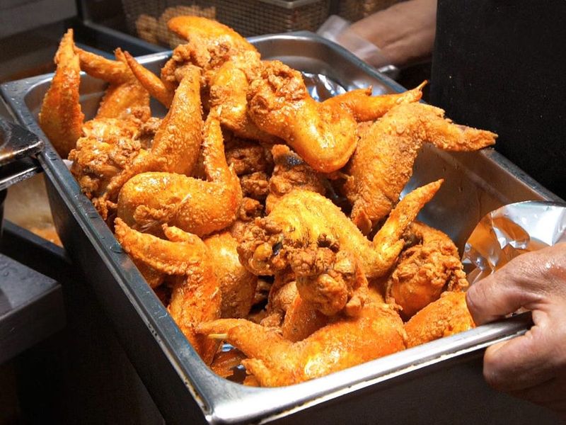 18 New York Restaurants Where Fried Chicken Still Tastes Like Grandma Made It - Decor Hint Amy Ruth's