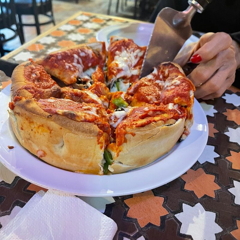 Mama's Pizza