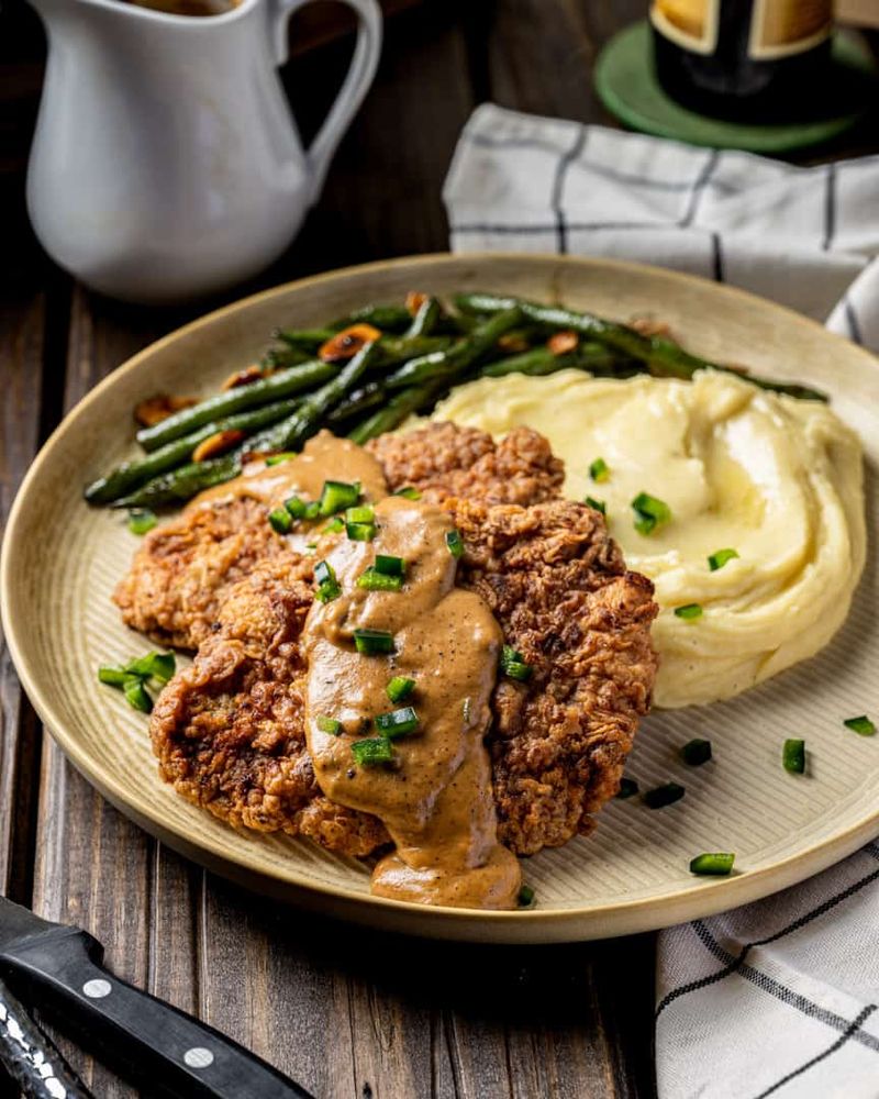 25 Texan Food Expressions That Make Visitors Do A Double Take - Decor Hint Chicken-Fried Steak