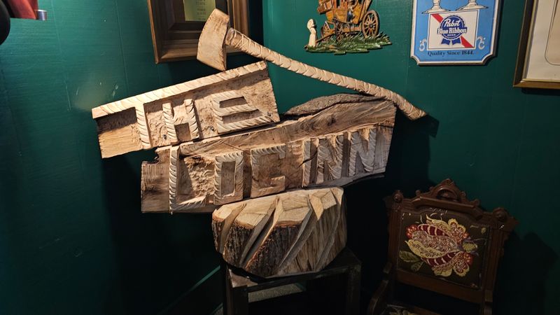 Limited Hours Keep Quality High